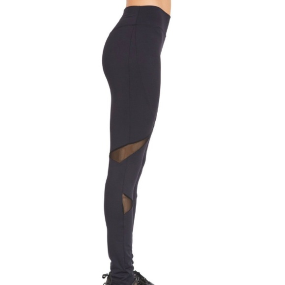 BOOM BOOM ATHLETICA FASHION COMPRESSION LEGGING - Picture 2 of 2